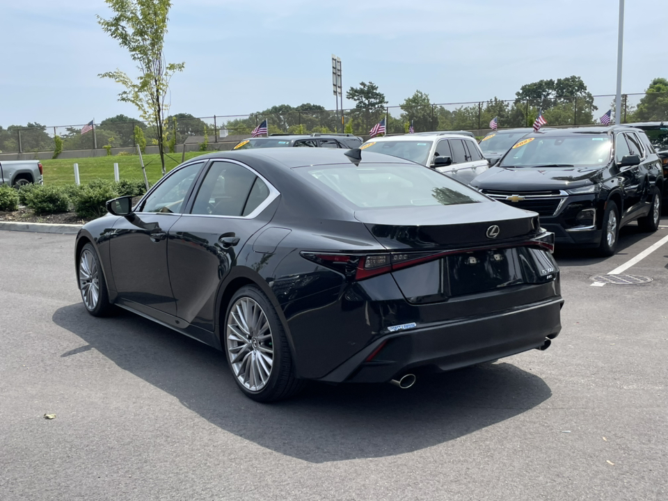 2023 Lexus IS 300 6