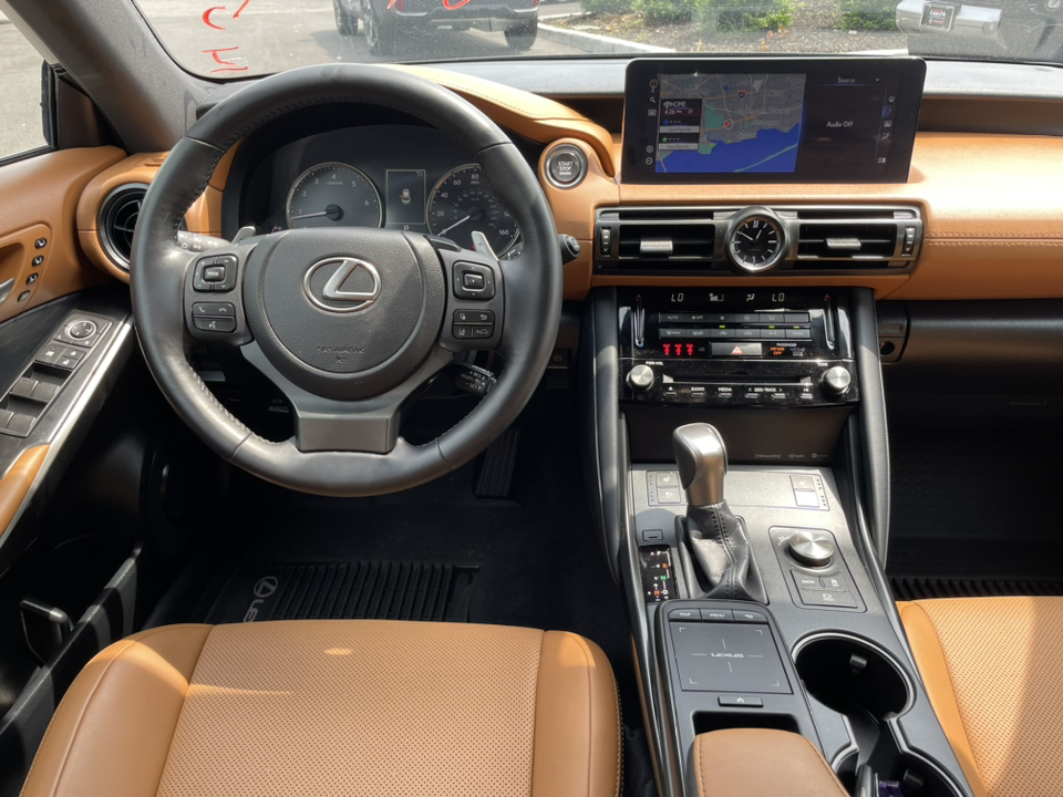 2023 Lexus IS 300 11