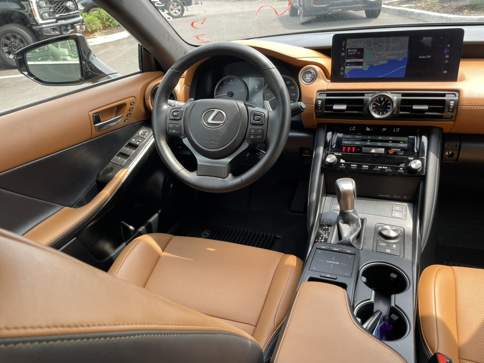 2023 Lexus IS 300 12