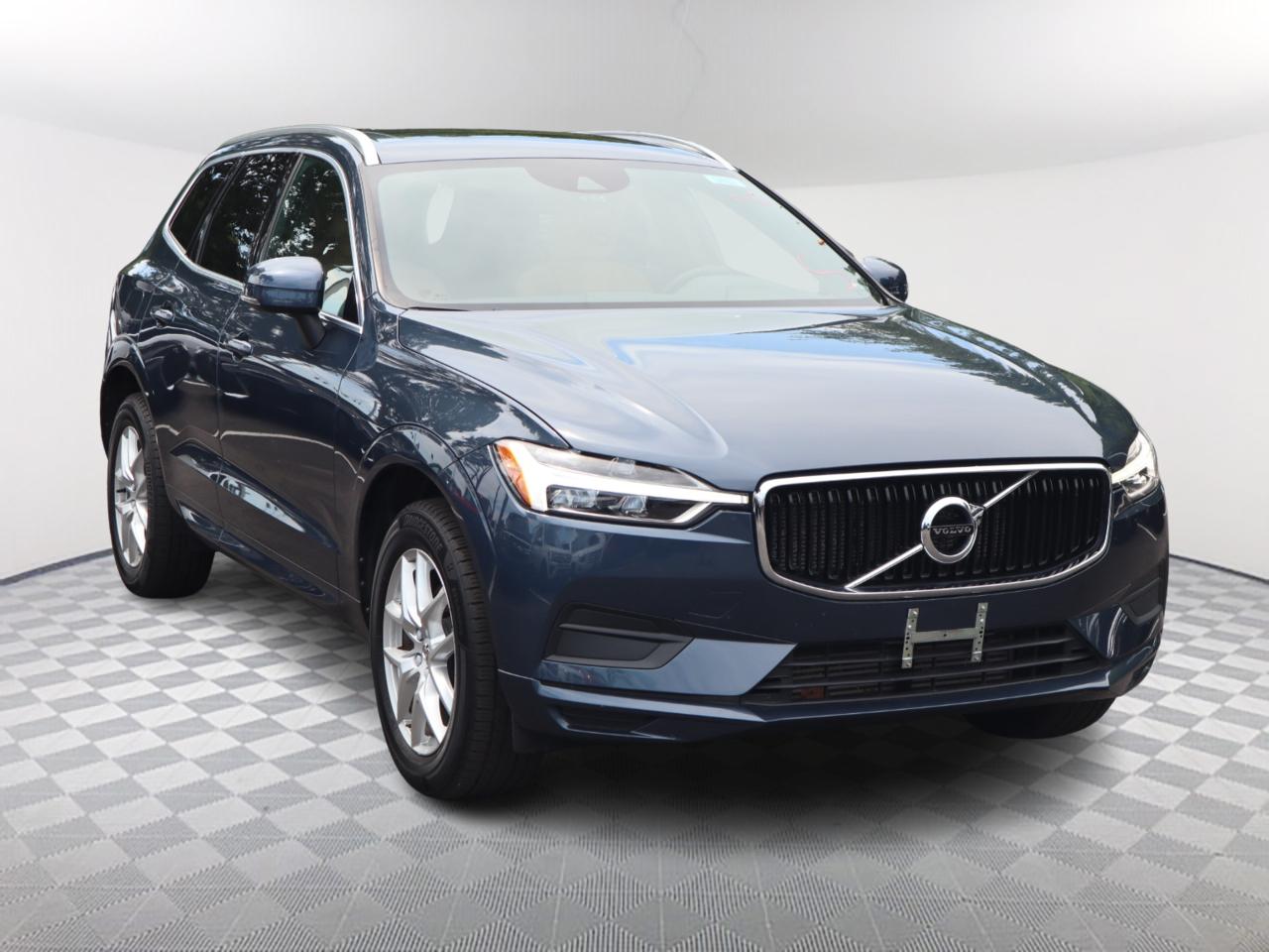 2020 Volvo XC60 T5 Momentum 1