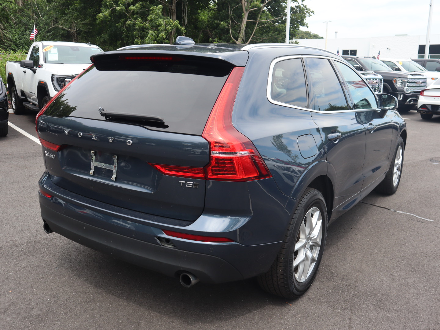 2020 Volvo XC60 T5 Momentum 5