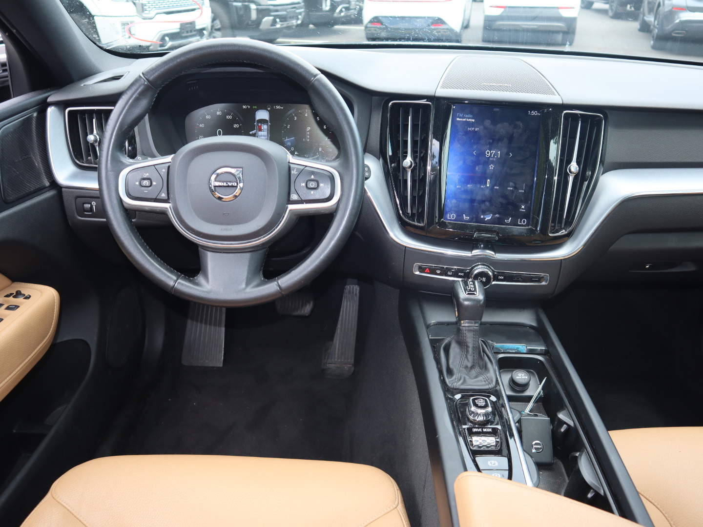 2020 Volvo XC60 T5 Momentum 23