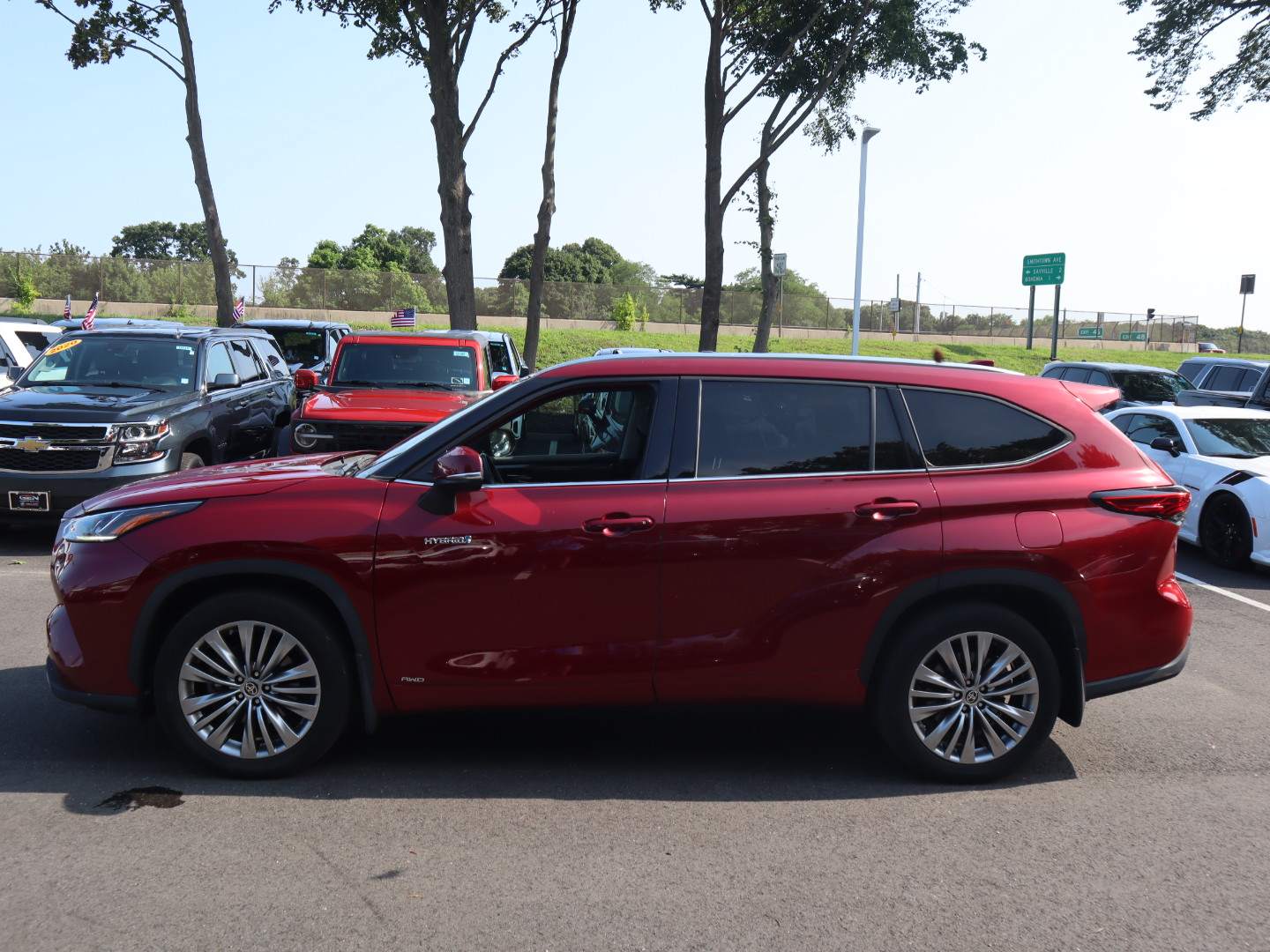 2021 Toyota Highlander Hybrid Platinum 8