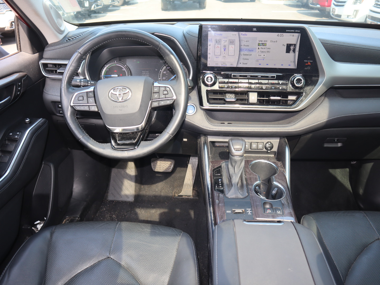 2021 Toyota Highlander Hybrid Platinum 24