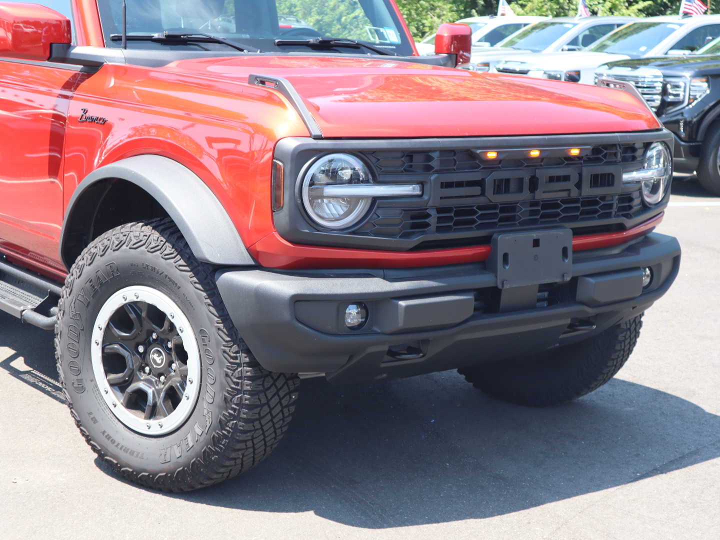 2023 Ford Bronco Outer Banks 2