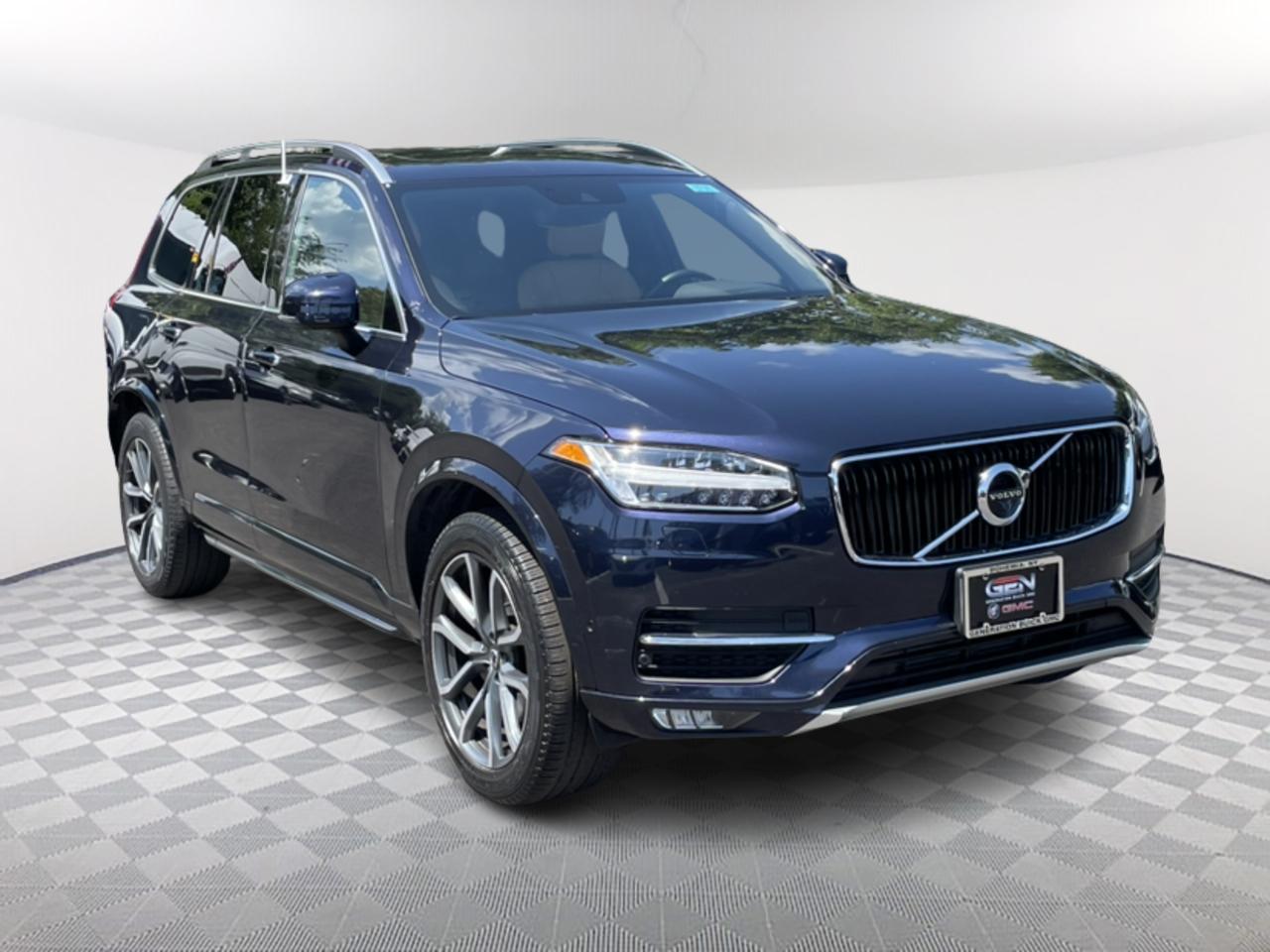 2017 Volvo XC90 T6 Momentum 1