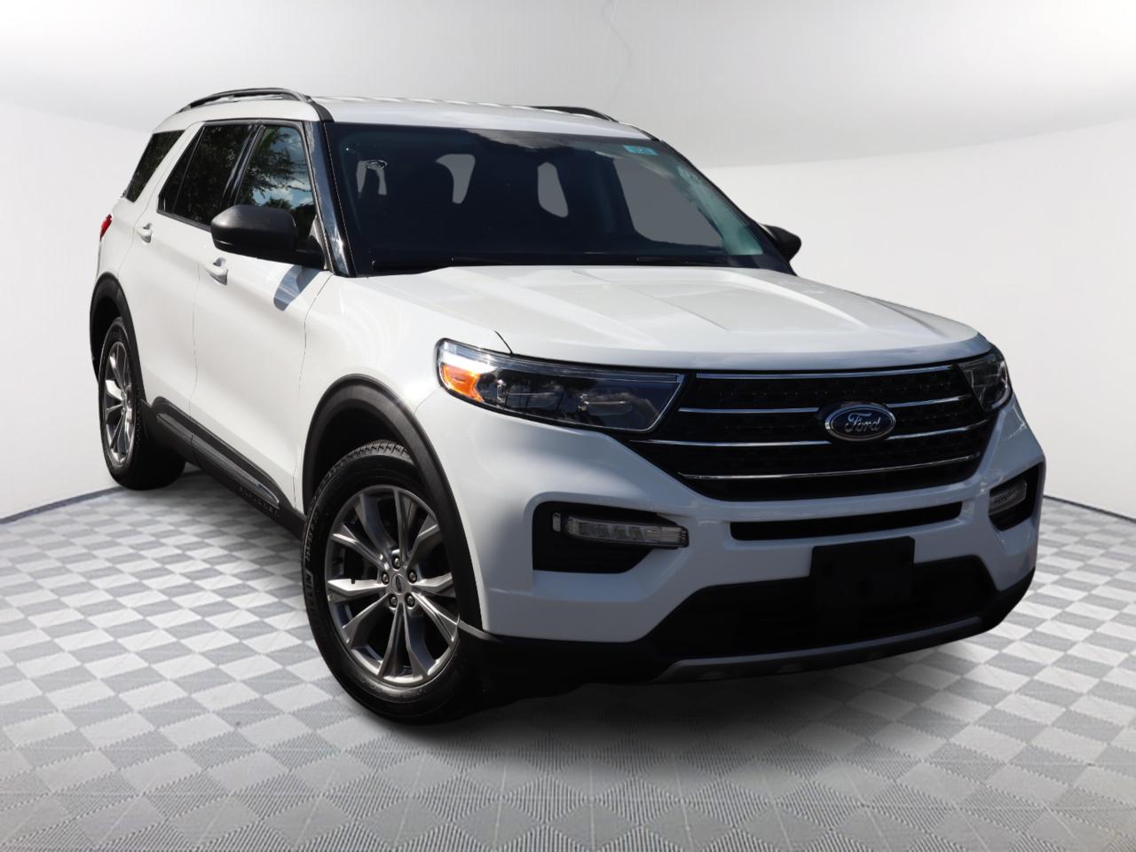 2020 Ford Explorer XLT 1