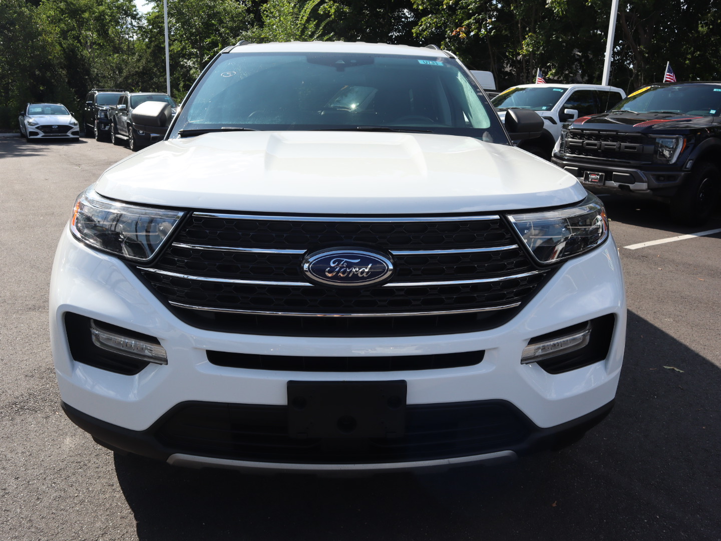 2020 Ford Explorer XLT 3