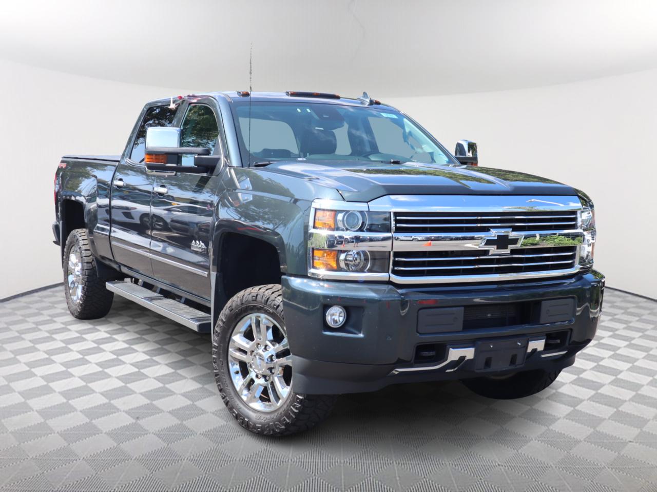 2017 Chevrolet Silverado 2500HD High Country 1