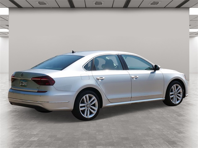 2017 Volkswagen Passat 1.8T SE 5