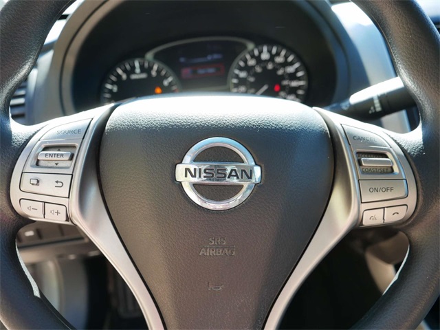 2015 Nissan Altima 2.5 S 17