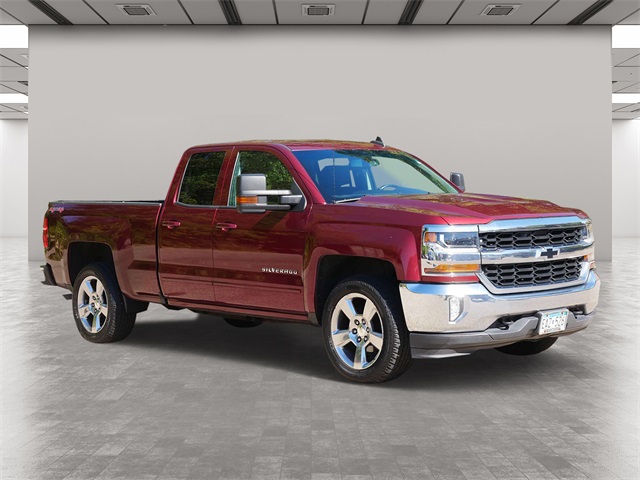 2017 Chevrolet Silverado 1500 LT 1