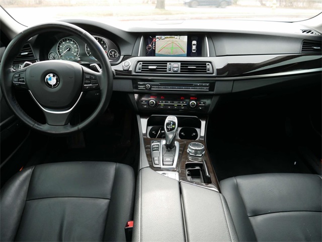 2016 BMW 5 Series 528i xDrive 12