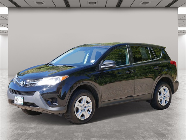 2015 Toyota RAV4 LE 2