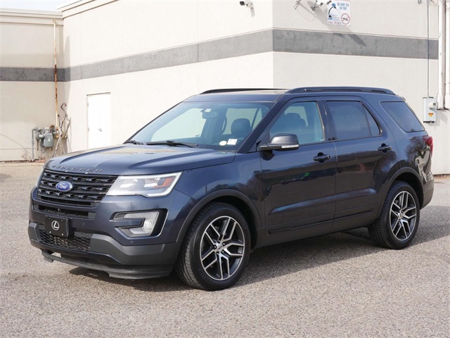 2017 Ford Explorer Sport 2