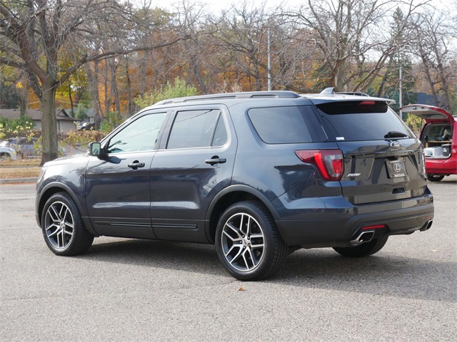 2017 Ford Explorer Sport 4