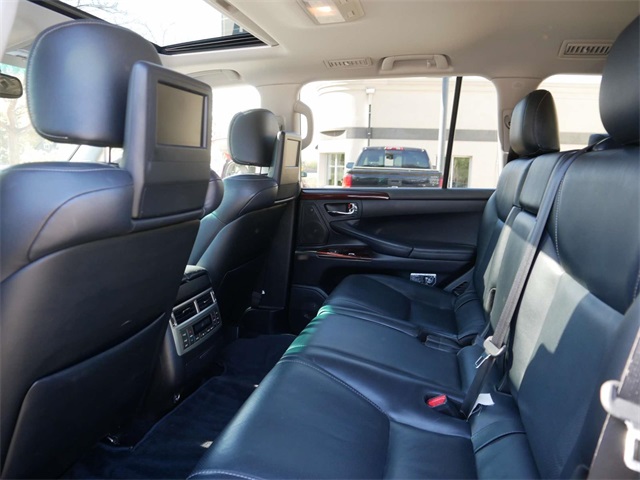 2013 Lexus LX 570 9