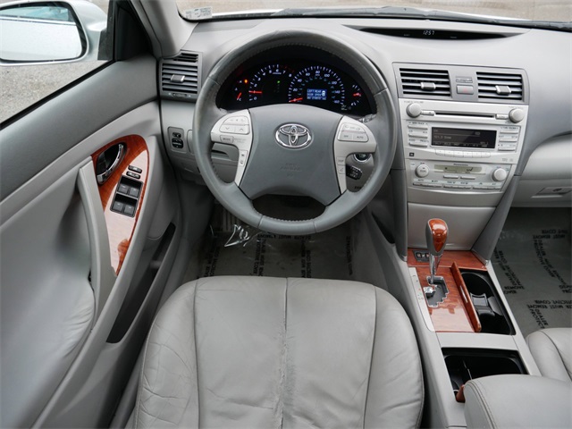 2011 Toyota Camry XLE 11