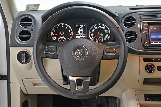 2017 Volkswagen Tiguan Wolfsburg 10