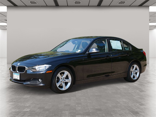 2014 BMW 3 Series 320i xDrive 2