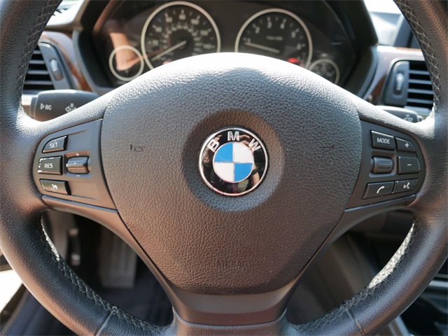 2014 BMW 3 Series 320i xDrive 17