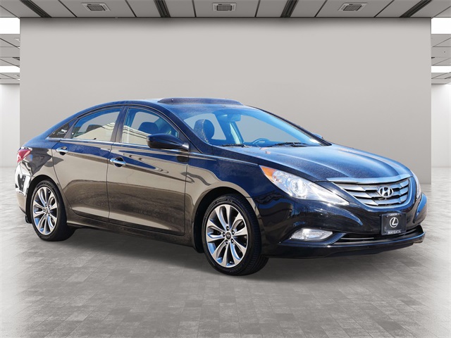 2013 Hyundai Sonata SE 1