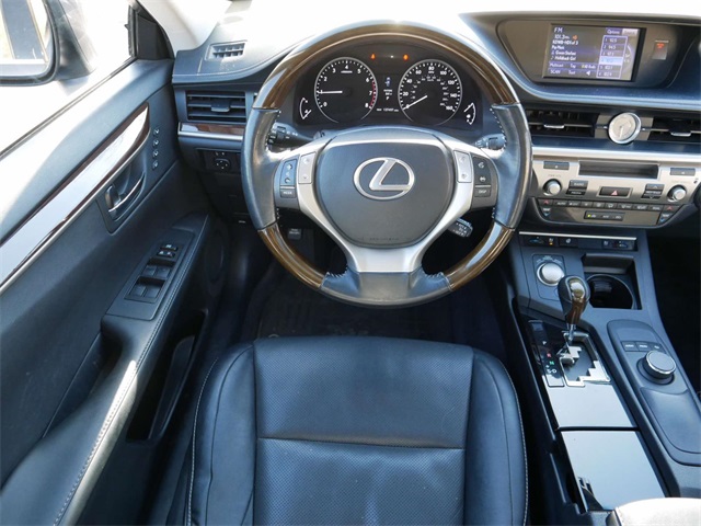 2014 Lexus ES 350 11