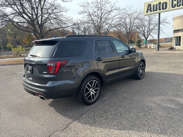 2013 Ford Explorer XLT 14