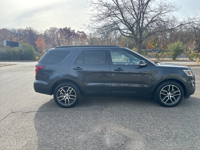 2013 Ford Explorer XLT 17