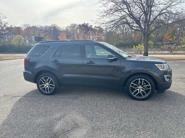 2013 Ford Explorer XLT 18