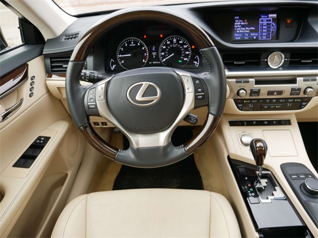 2013 Lexus ES 350 11