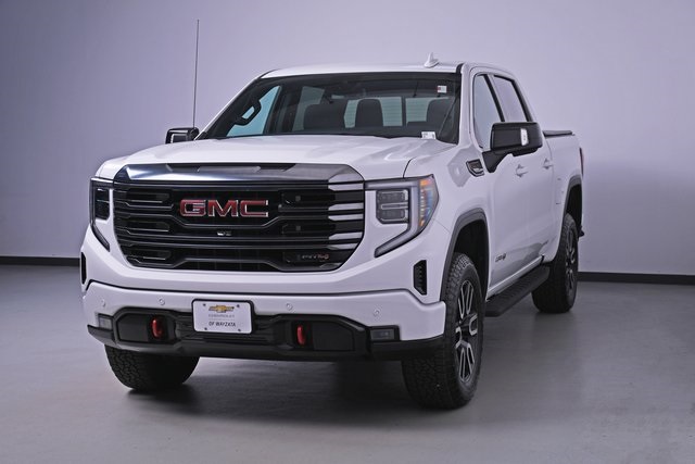 2023 GMC Sierra 1500 AT4 3