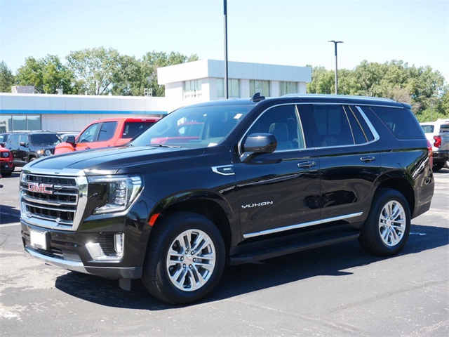 2023 GMC Yukon SLT 2