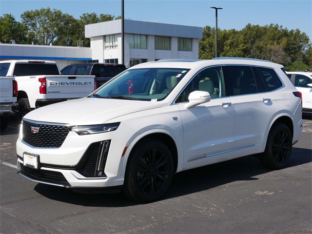 2021 Cadillac XT6 Premium Luxury 2