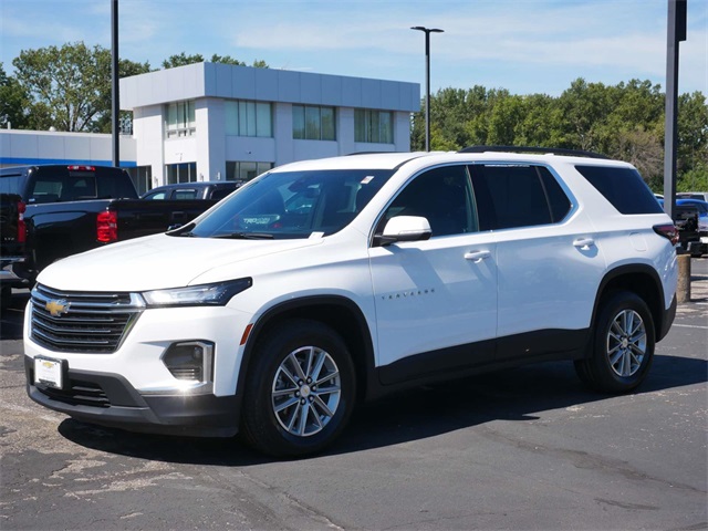 2023 Chevrolet Traverse LT 2