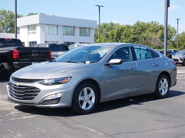 2024 Chevrolet Malibu LT 2