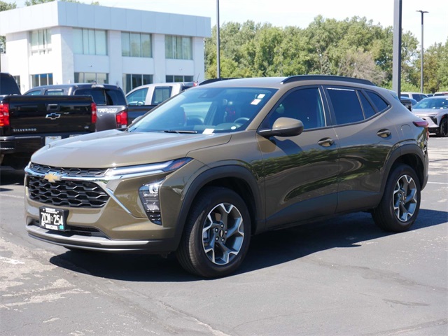 2024 Chevrolet Trax LT 2