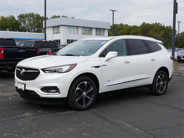 2020 Buick Enclave Essence 2