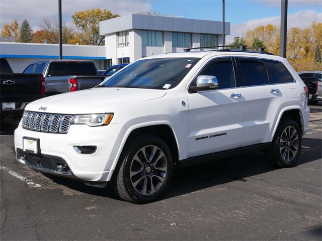 2017 Jeep Grand Cherokee Overland 2