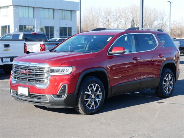 2023 GMC Acadia SLT 2