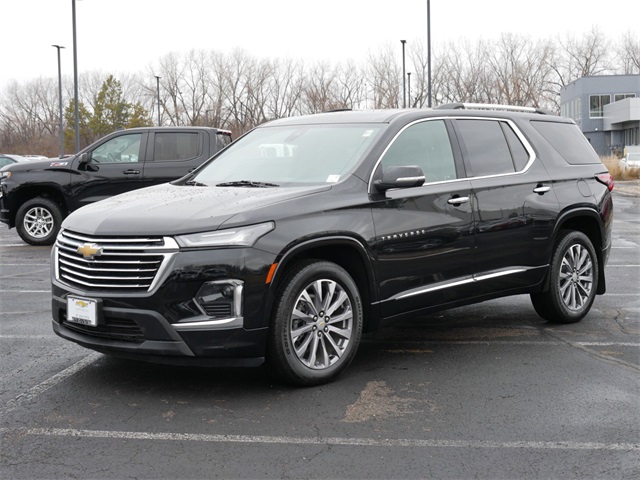 2022 Chevrolet Traverse Premier 2