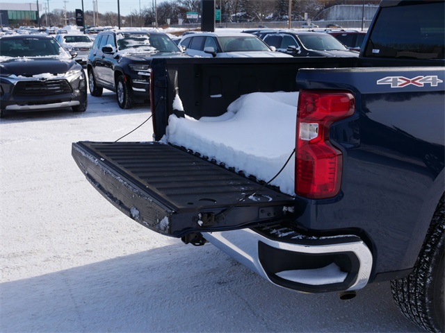 2022 Chevrolet Silverado 1500 LTD LT 13