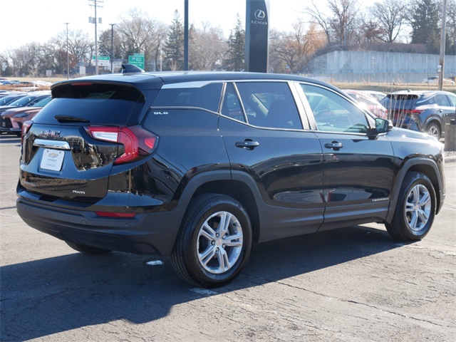 2022 GMC Terrain SLE 5