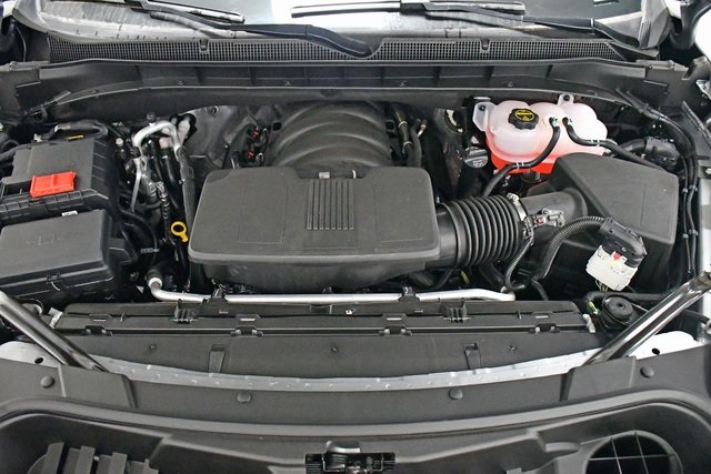 2024 Chevrolet Suburban RST 6