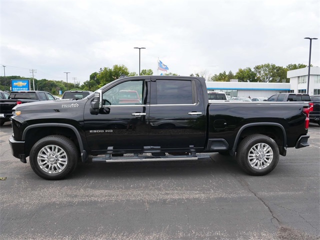 2020 Chevrolet Silverado 2500HD High Country 3