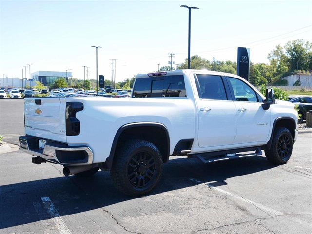 2022 Chevrolet Silverado 3500HD LTZ 5