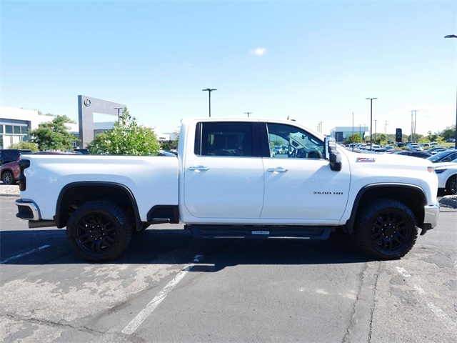 2022 Chevrolet Silverado 3500HD LTZ 6