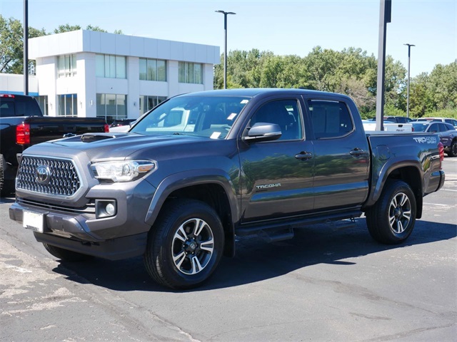 2019 Toyota Tacoma TRD Sport 2