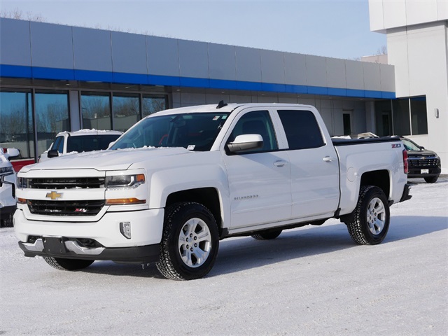 2017 Chevrolet Silverado 1500 LT 2