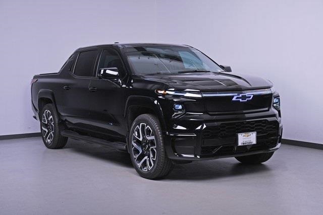 2024 Chevrolet Silverado EV RST 1